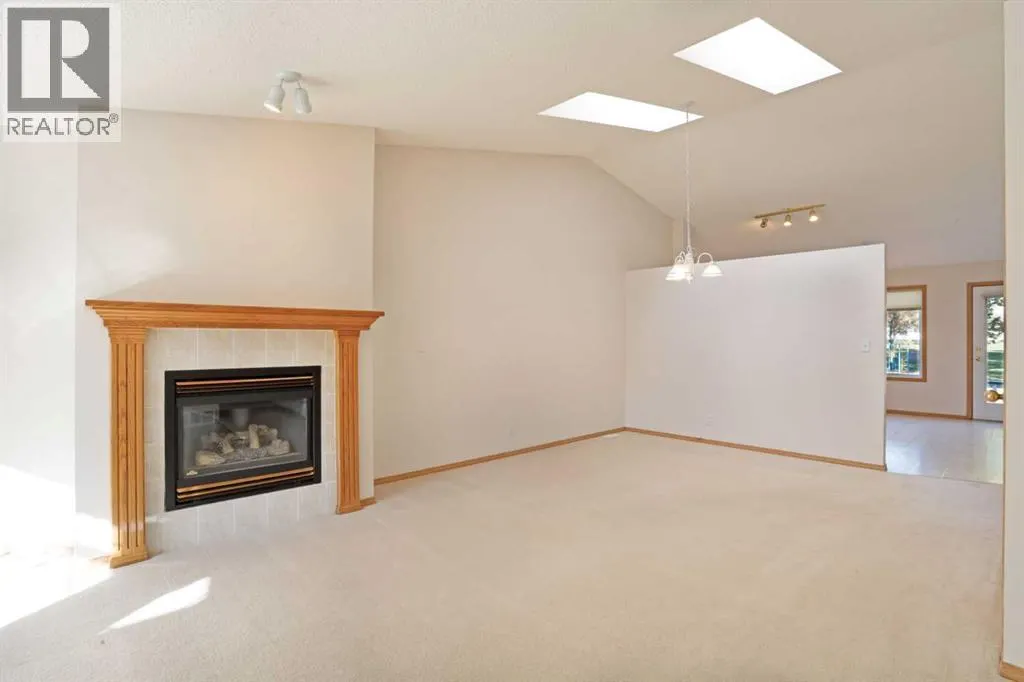 13 Fairview Park Lane W