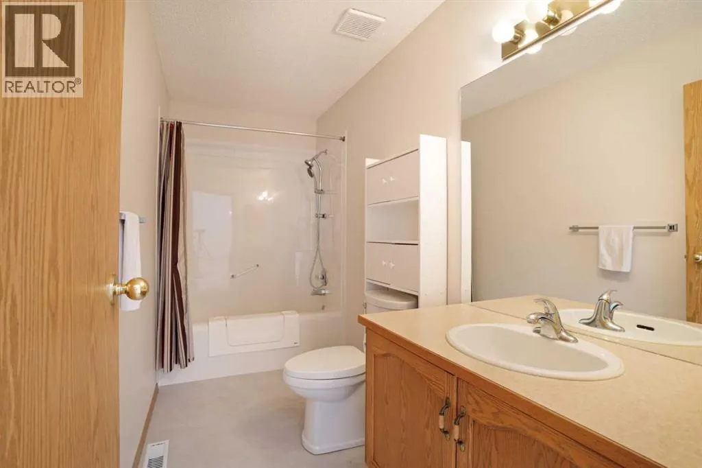 13 Fairview Park Lane W