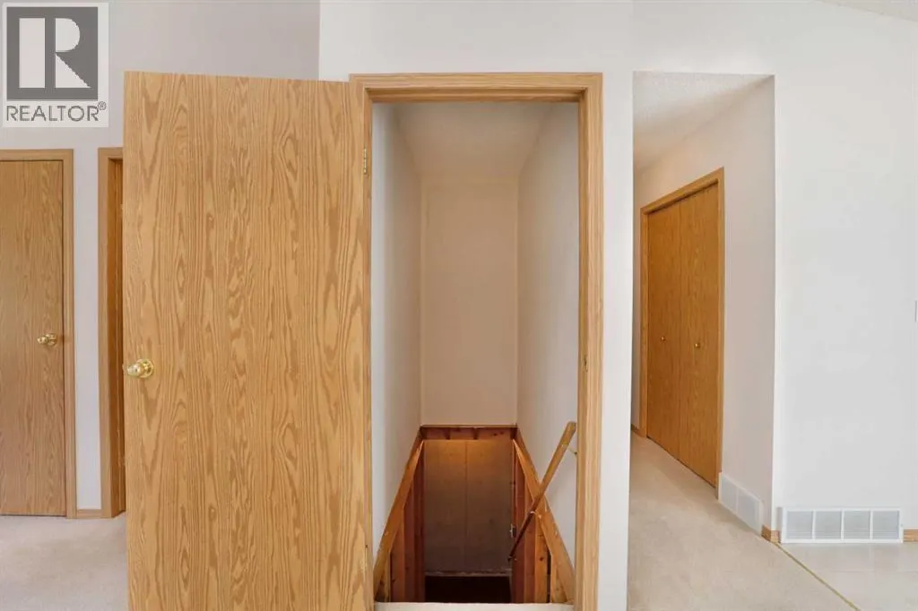 13 Fairview Park Lane W