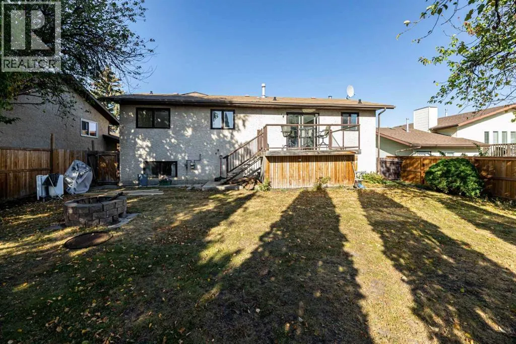 32 Huget Crescent