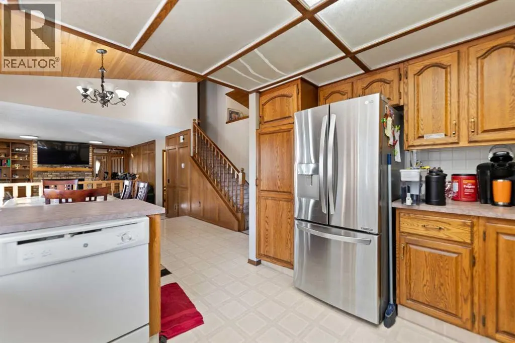 48 Castleglen Court NE