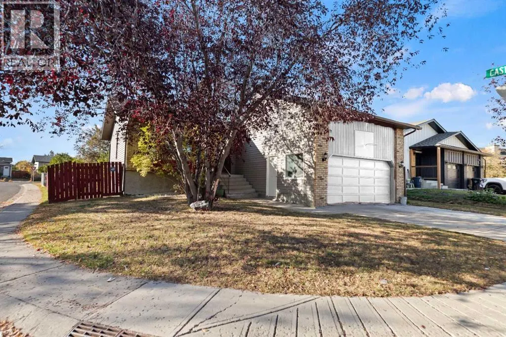 48 Castleglen Court NE