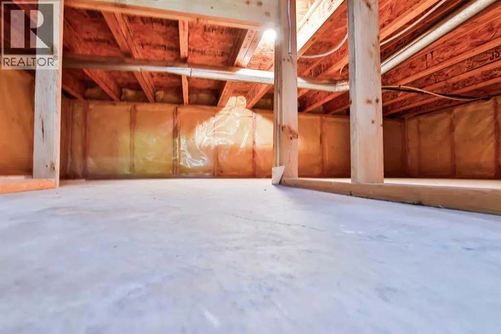 30 MT Backus Crescent W