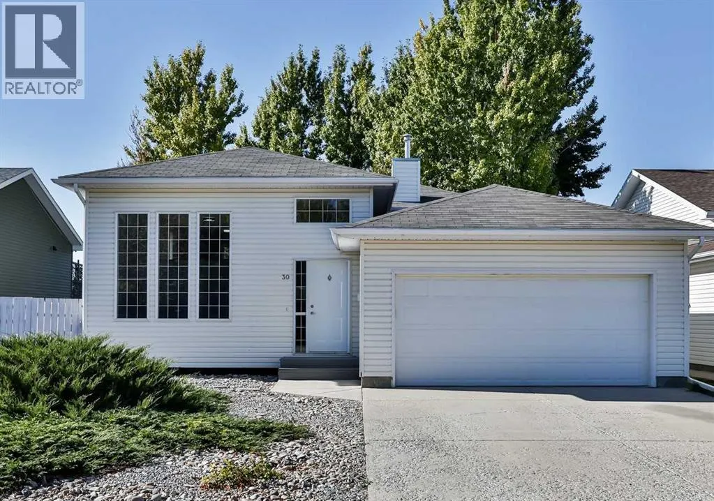 30 MT Backus Crescent W