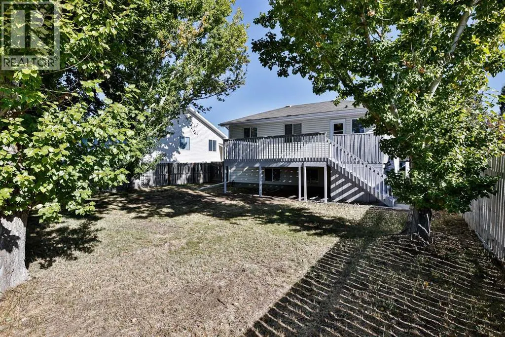 30 MT Backus Crescent W