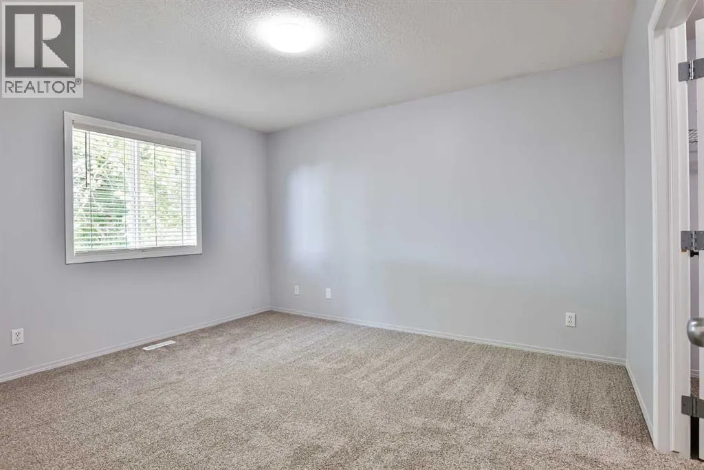 30 MT Backus Crescent W