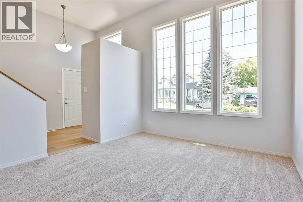 30 MT Backus Crescent W