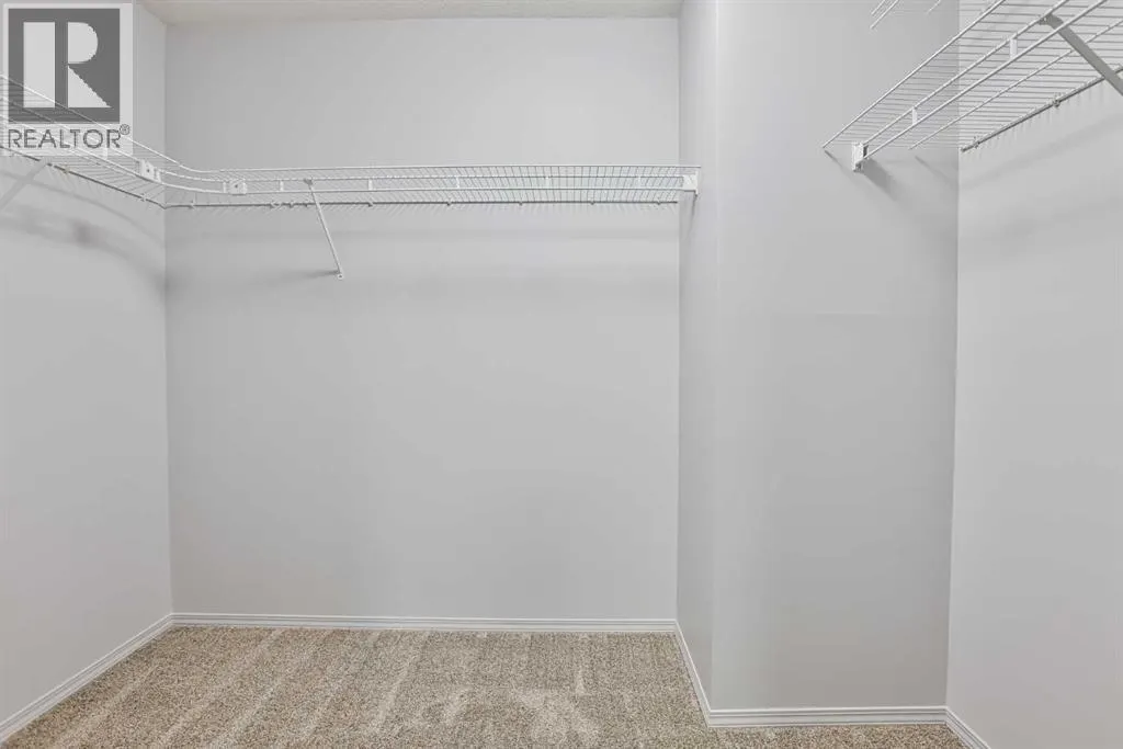30 MT Backus Crescent W