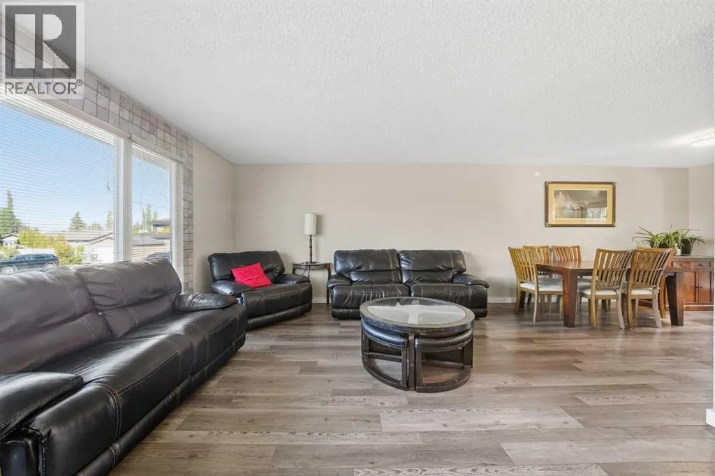 21 Cunningham Crescent