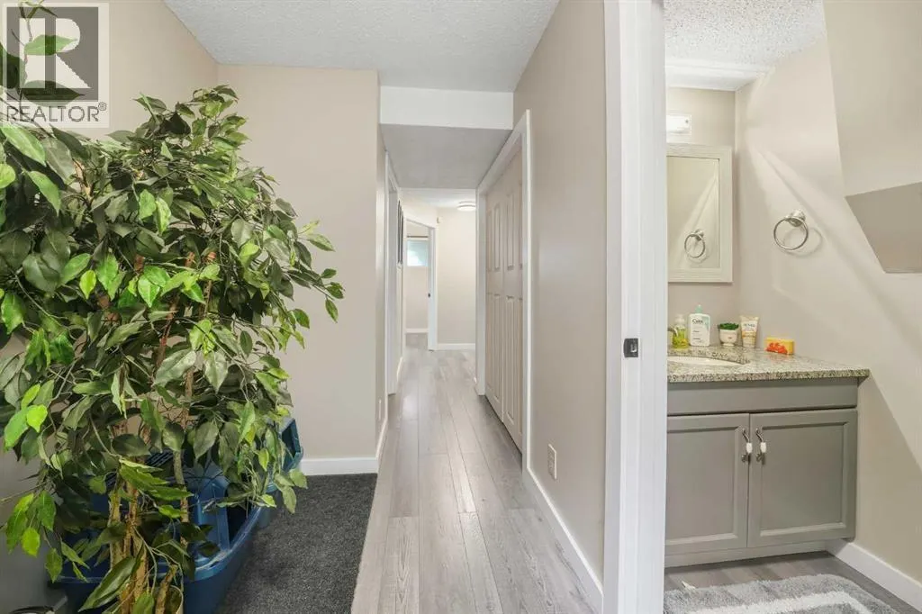 21 Cunningham Crescent