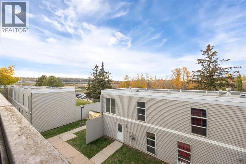 1644, 21 Macdonald Drive