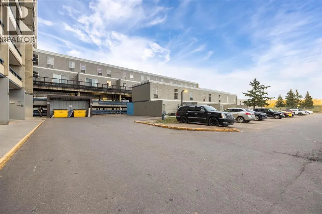 1644, 21 Macdonald Drive