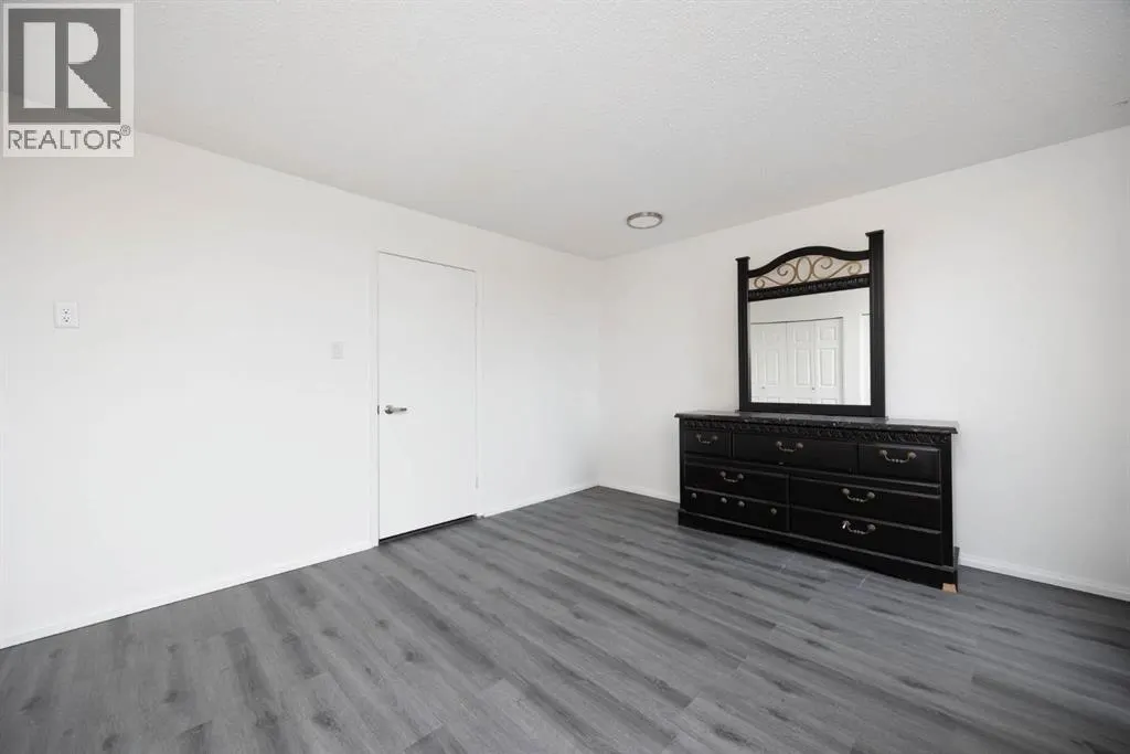 1644, 21 Macdonald Drive