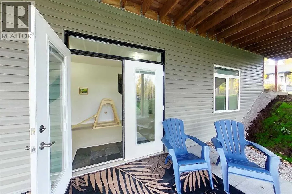 7 Bench Creek Estate