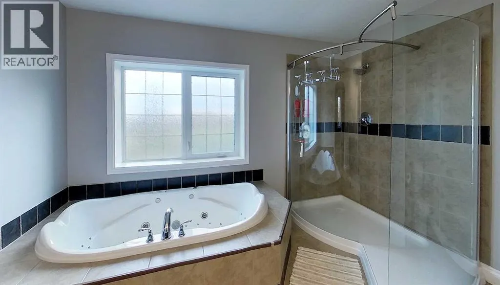 7 Bench Creek Estate