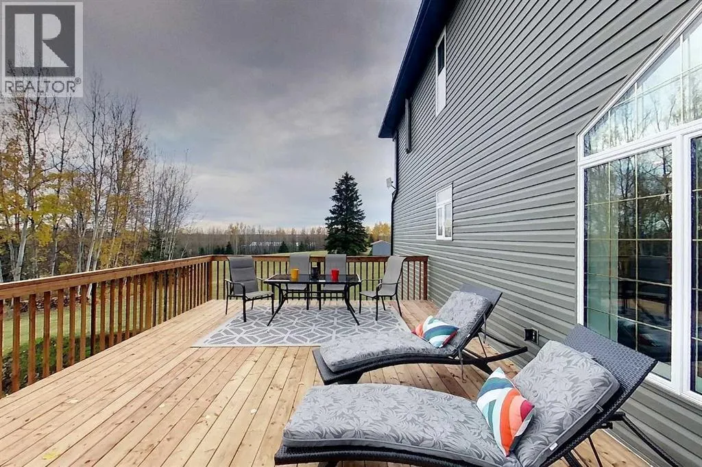 7 Bench Creek Estate