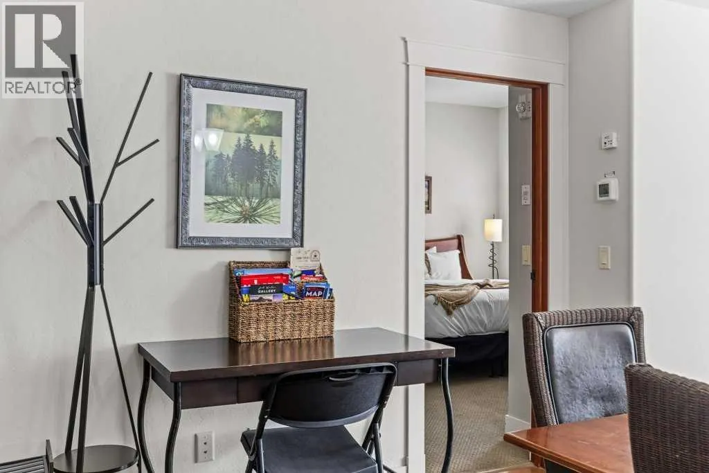 210, 173 Kananaskis Way