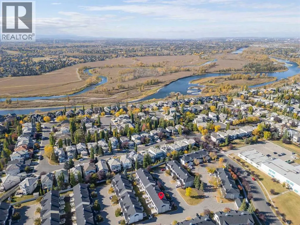 185 Mt Douglas Manor SE