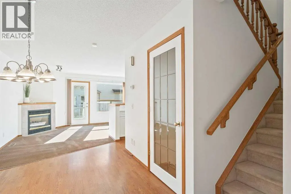 185 Mt Douglas Manor SE