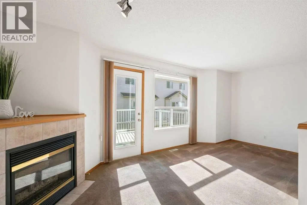 185 Mt Douglas Manor SE