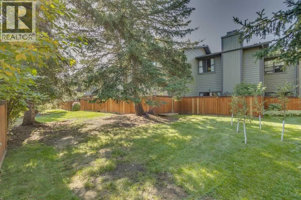 11, 10030 Oakmoor Way SW