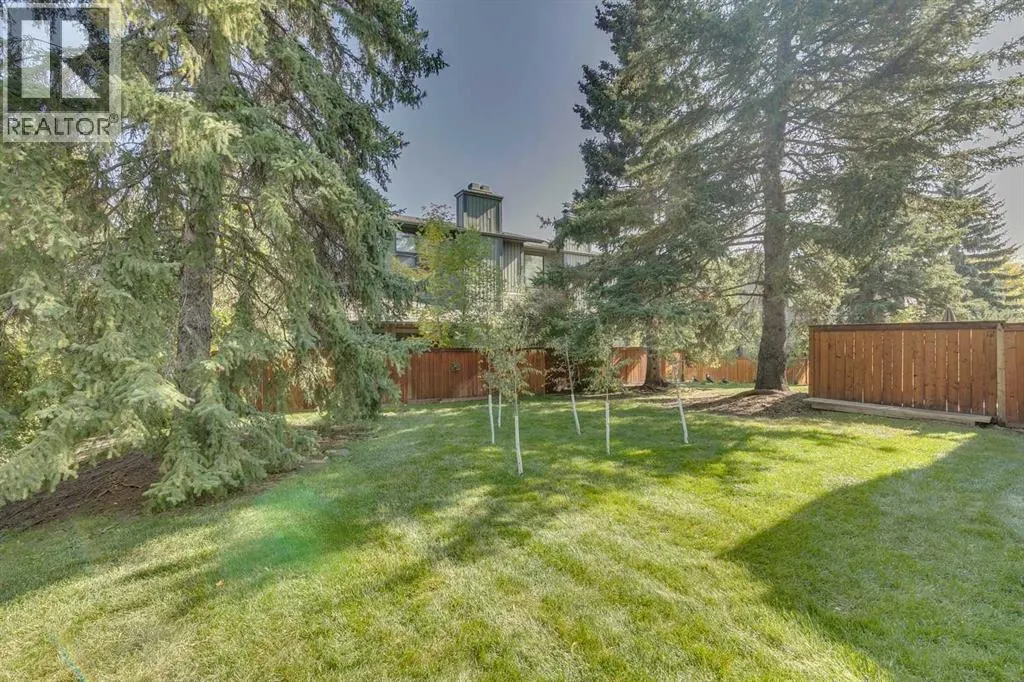 11, 10030 Oakmoor Way SW