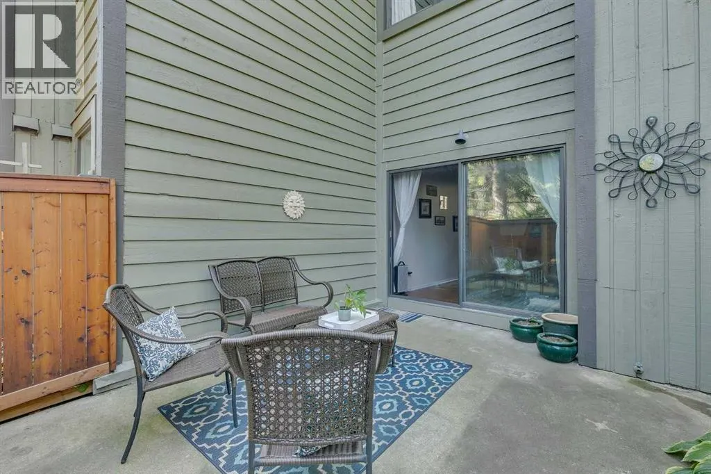 11, 10030 Oakmoor Way SW