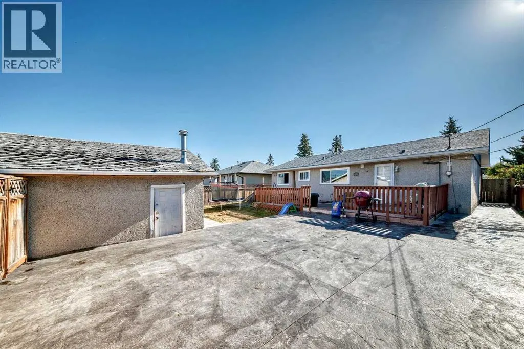 5414 Valentine Crescent SE