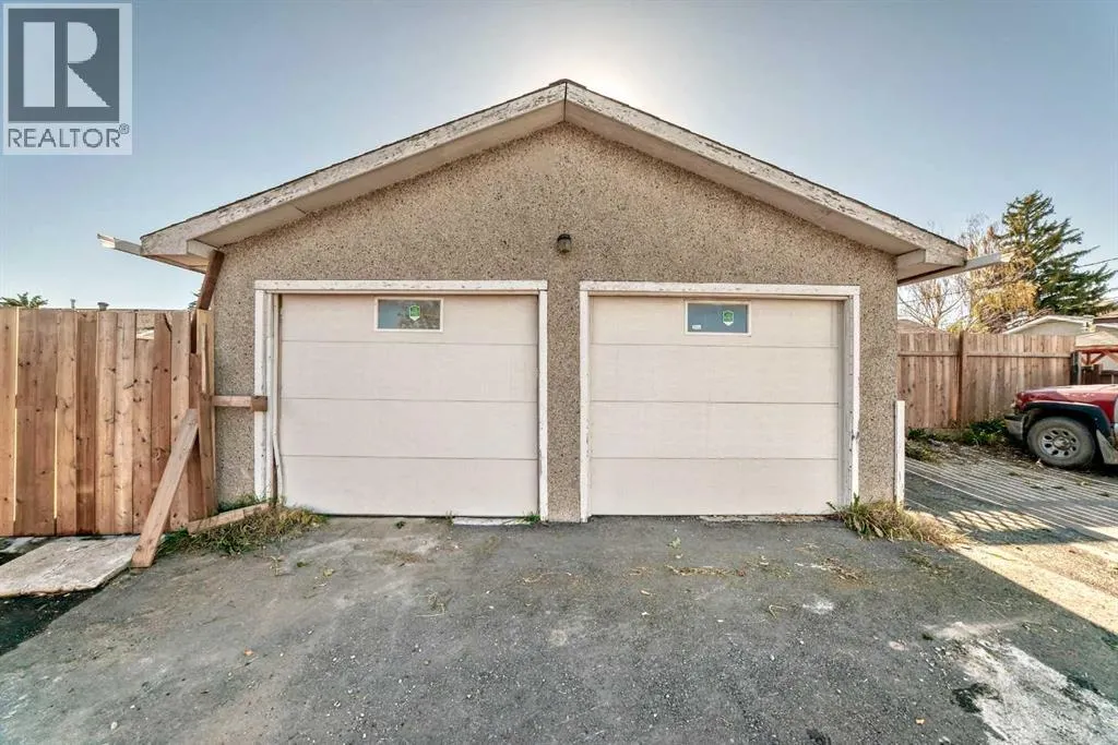 5414 Valentine Crescent SE