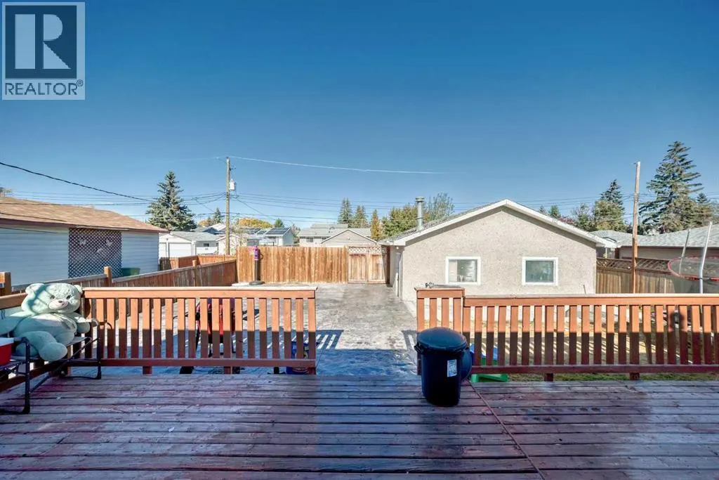 5414 Valentine Crescent SE