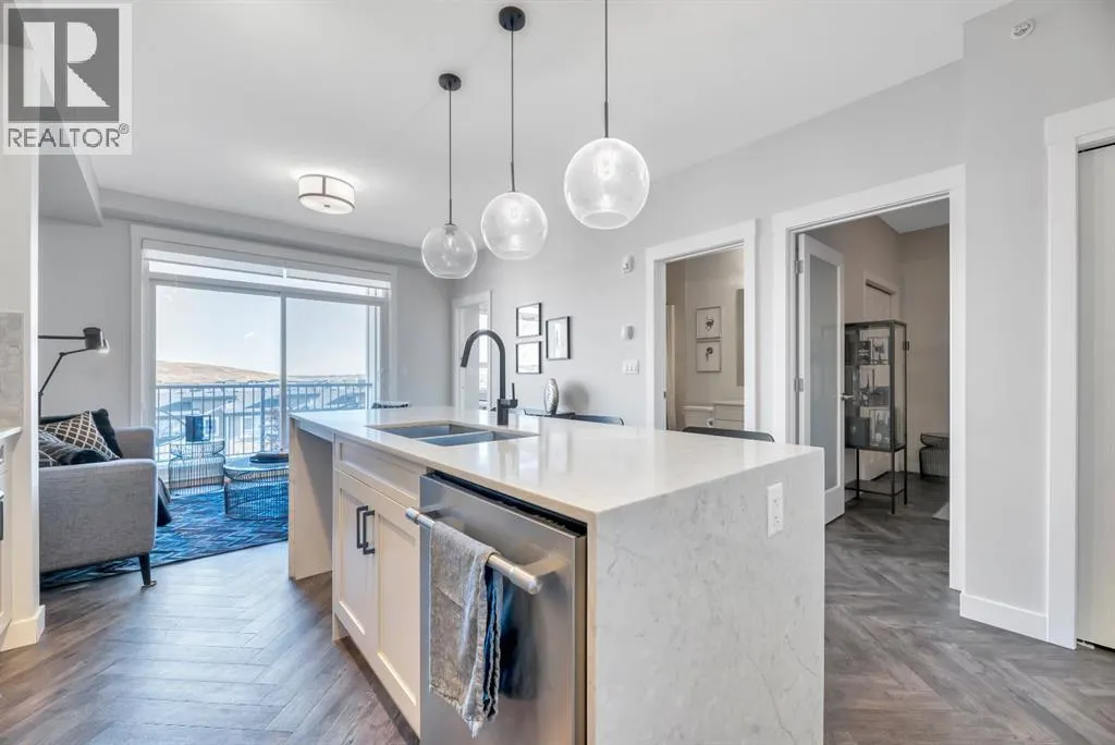 409, 35 Walgrove Walk SE