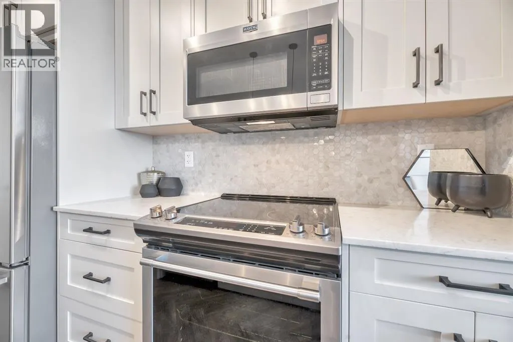 409, 35 Walgrove Walk SE