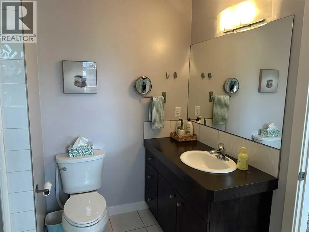 64 Elgin Meadows Manor SE