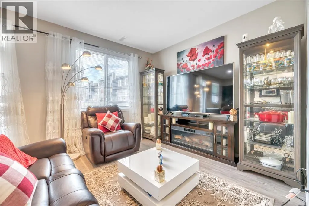 201, 235 Redstone  NE