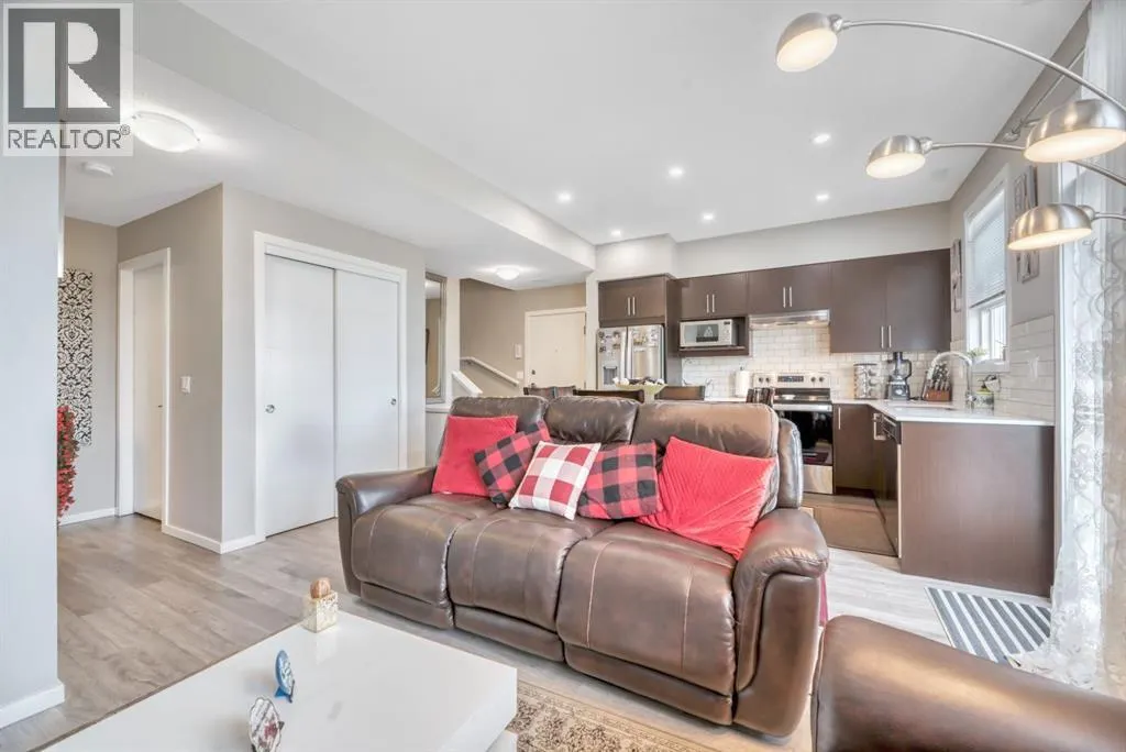 201, 235 Redstone  NE