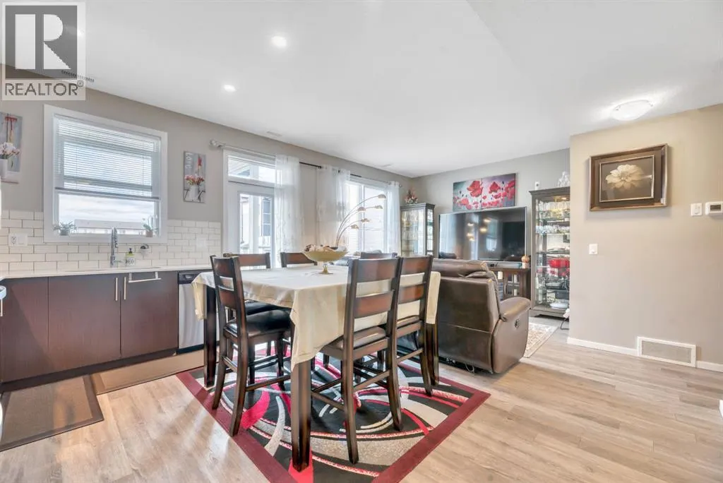 201, 235 Redstone  NE