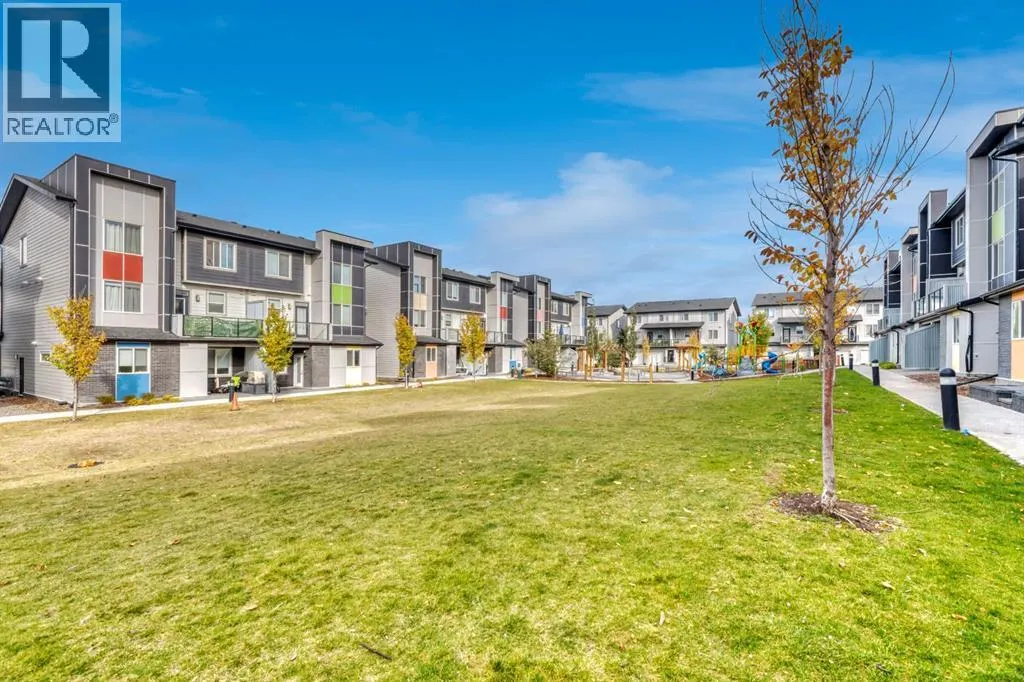 201, 235 Redstone  NE