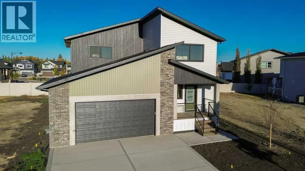 62 Eaton Crescent
