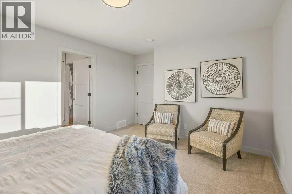 62 Eaton Crescent