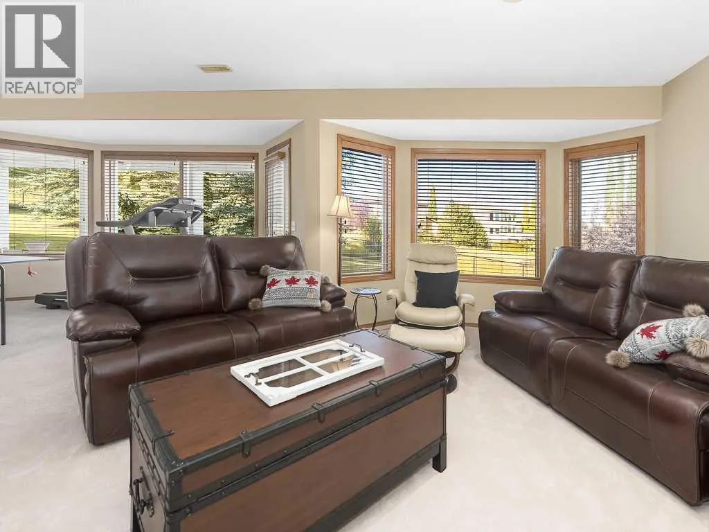 51 Hamptons Drive NW
