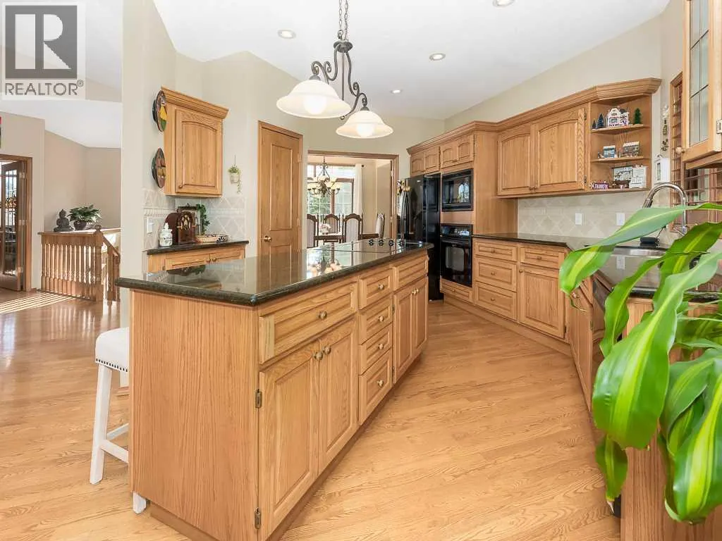 51 Hamptons Drive NW
