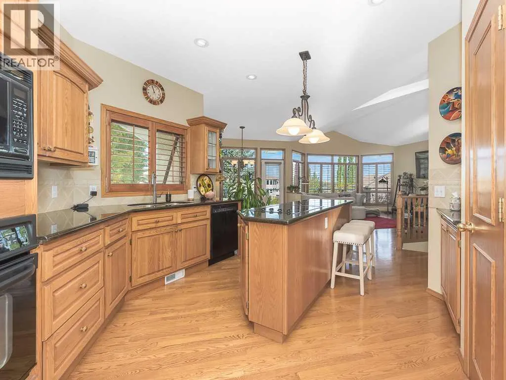 51 Hamptons Drive NW