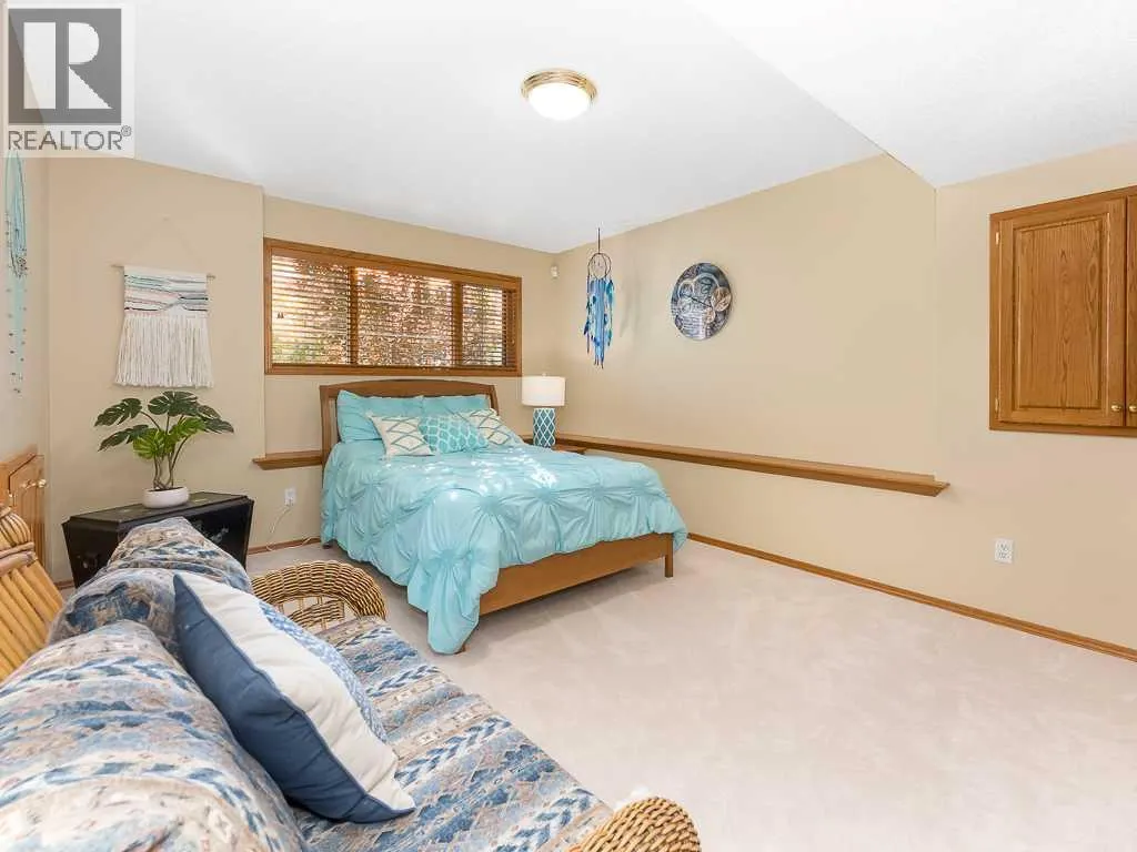 51 Hamptons Drive NW
