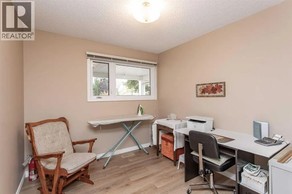 146 Welton Crescent