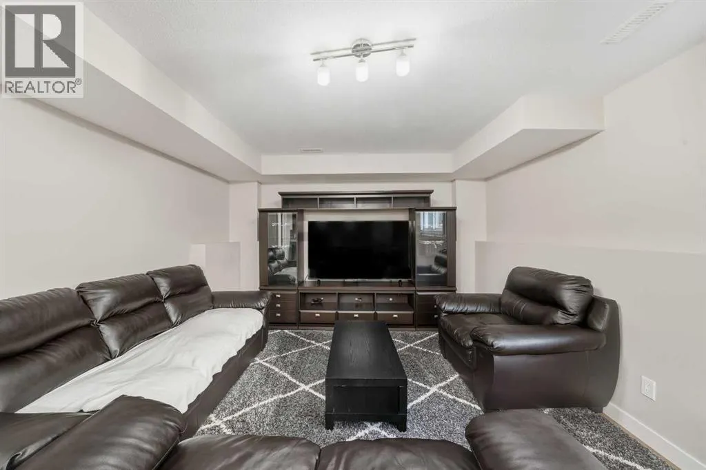 22 Mackenzie Ranch Way