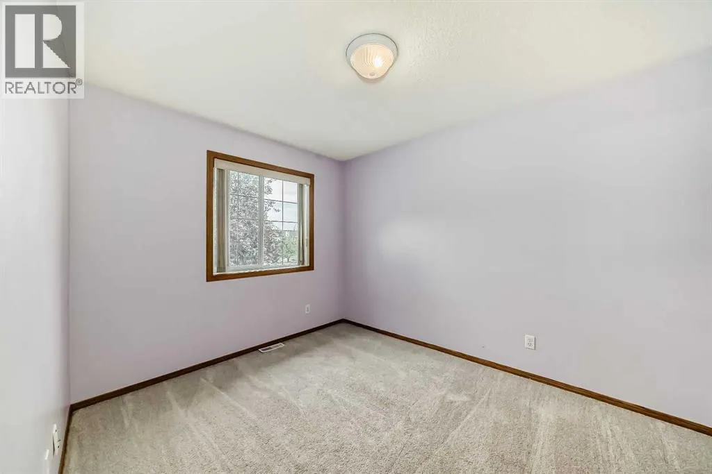 172 Panorama Hills Place NW