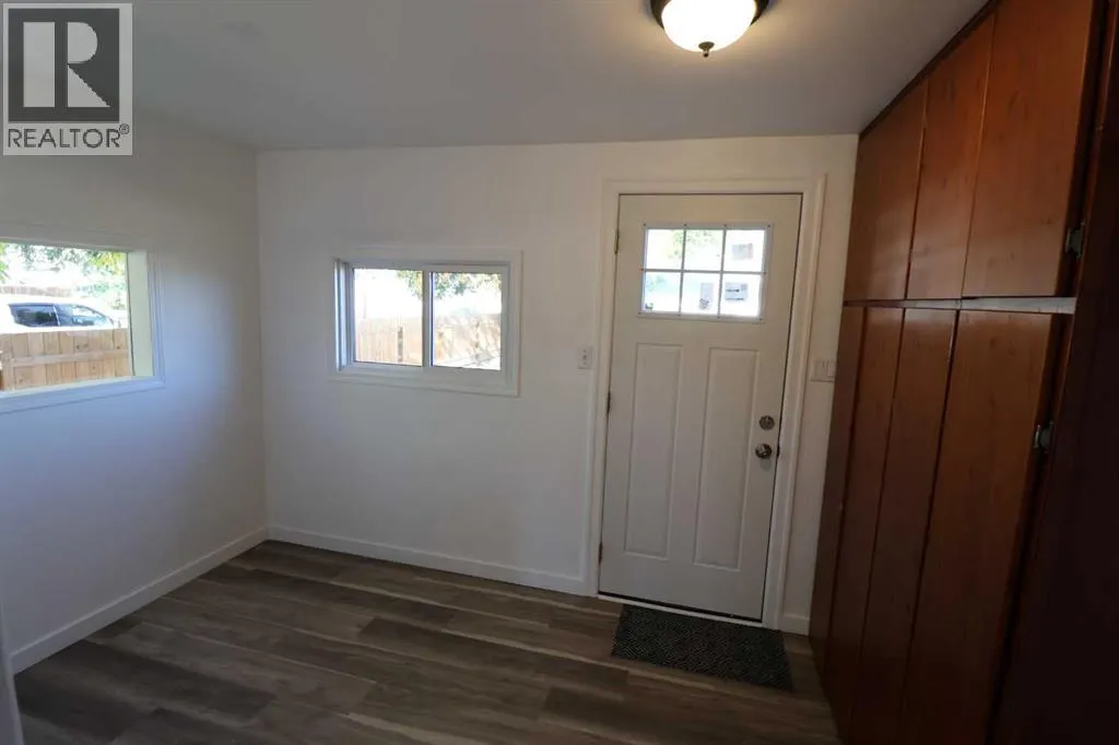5103 44 ave