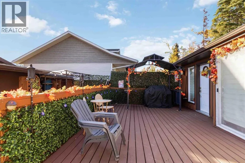 39 Poplar Crescent