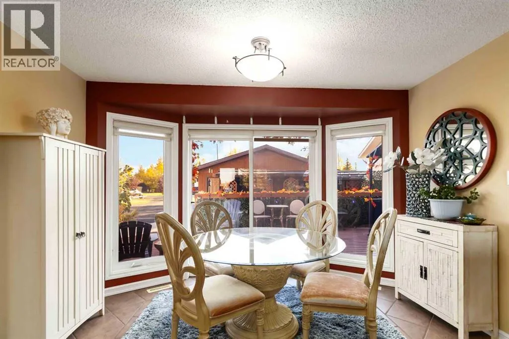 39 Poplar Crescent