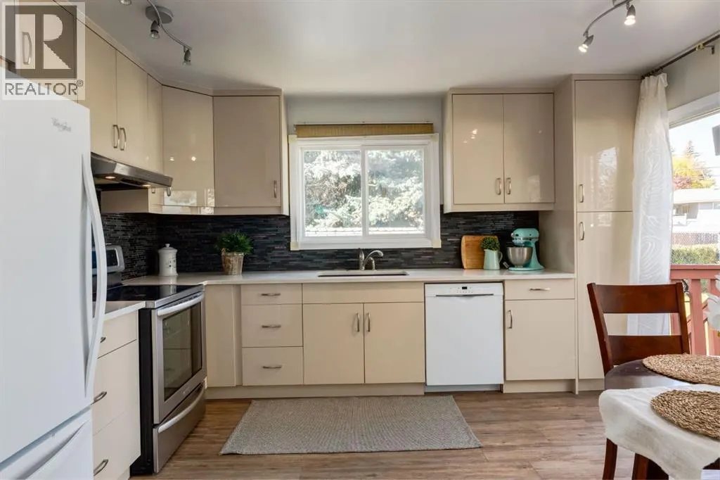 90 Allandale Close SE